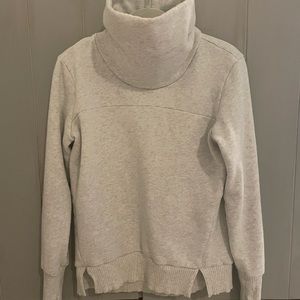 Alo sweatshirt pullover